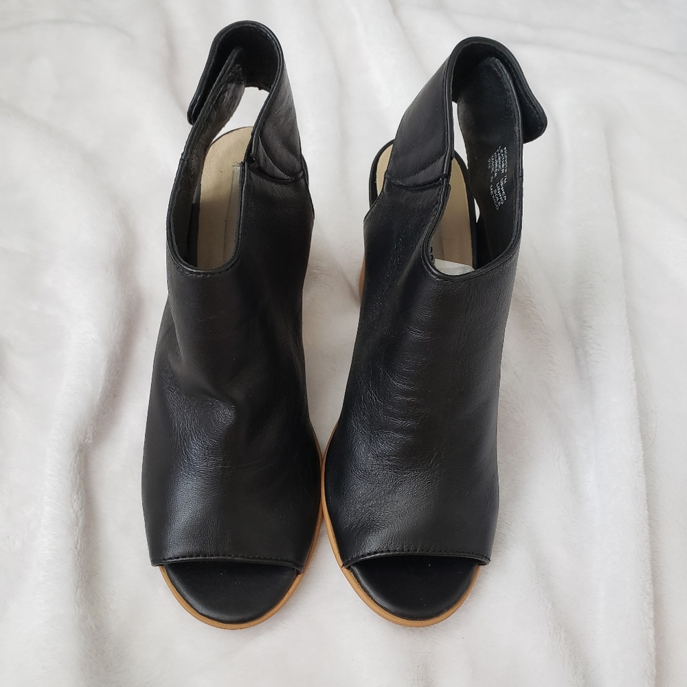 STEVE MADDEN HEELS
